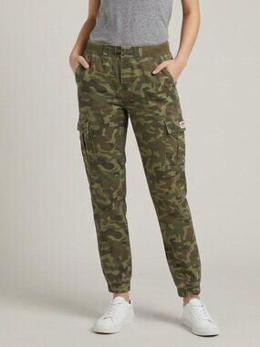 Levi’s Camo Cargo Joggers